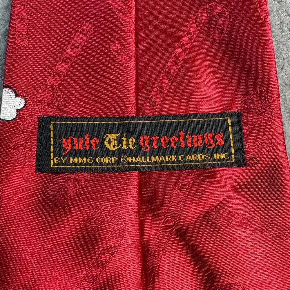 Hallmark Yule Tie Greetings Mens Red Christmas Santa Reindeer Hot Tub Necktie